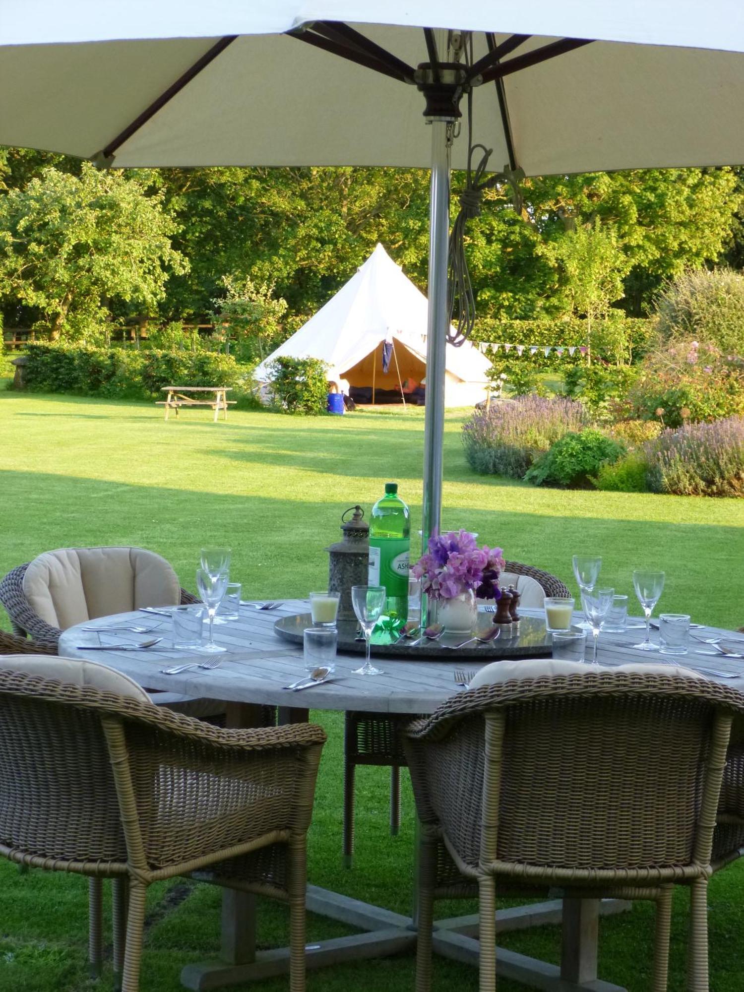 Overtown Manor Bed And Breakfast Свіндон Екстер'єр фото